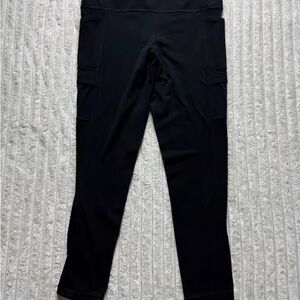 Athleta Women's Black Cargo 7/8 Tight Leggings Solid Pockets Size Large